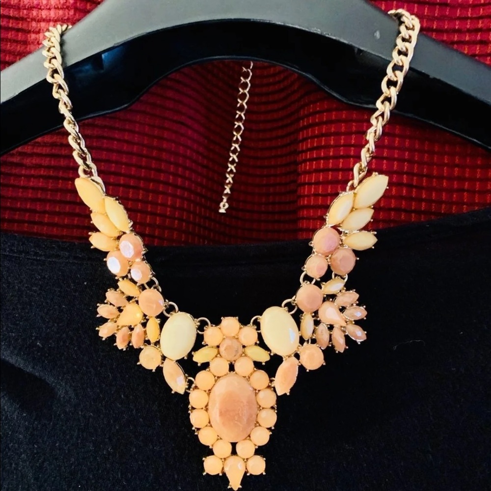 New Sara bella rhinestone statement necklace